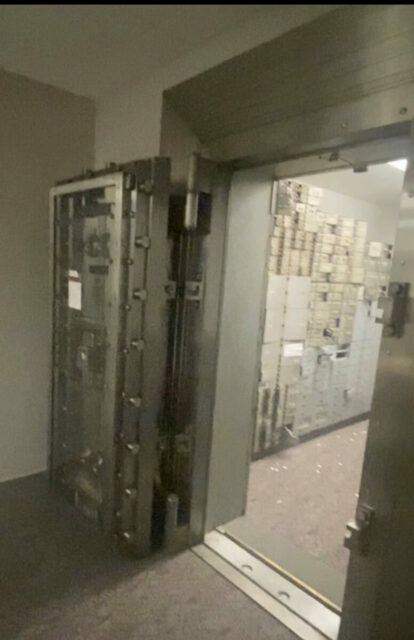 Mosler Crane hinge Bank Vault Door for Sale
